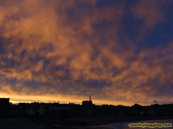 Sunset over Stonehaven - www.countrybagging.com