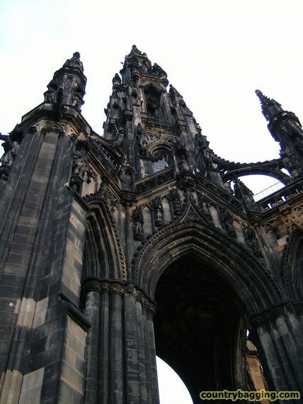 The Scott Monument - www.countrybagging.com