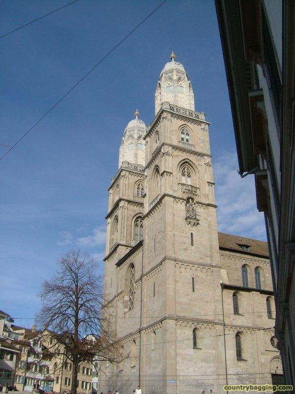 A church in Zurich - www.countrybagging.com