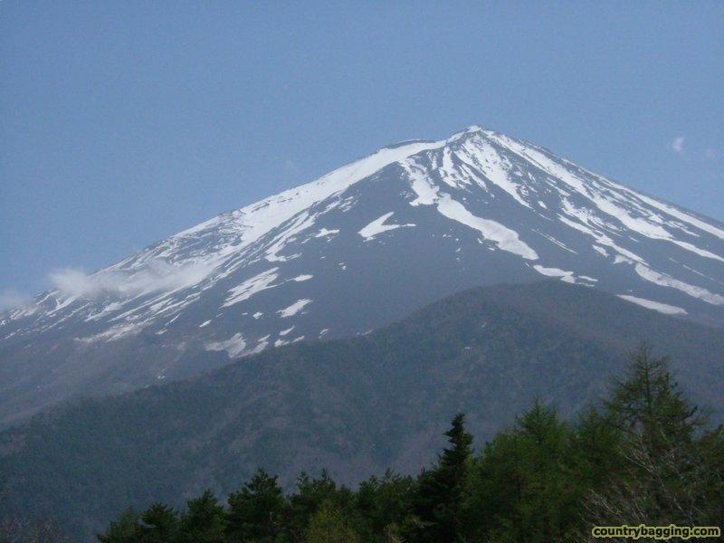 Mt. Fuji - www.countrybagging.com