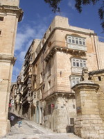 Valletta Streets - countrybagging.com