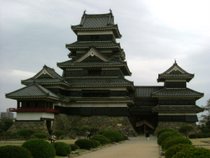 Matsumoto Castle - countrybagging.com