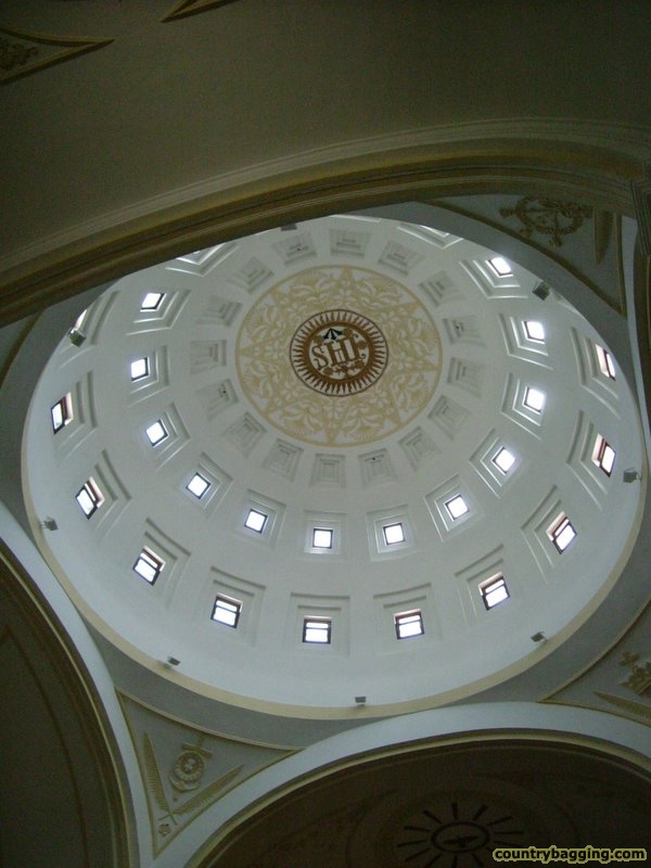 Chapel Dome - www.countrybagging.com