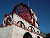 The Laxey Wheel - www.countrybagging.com